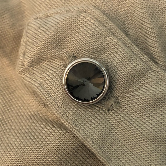 Solddd Outtt - Picture 4 of 6